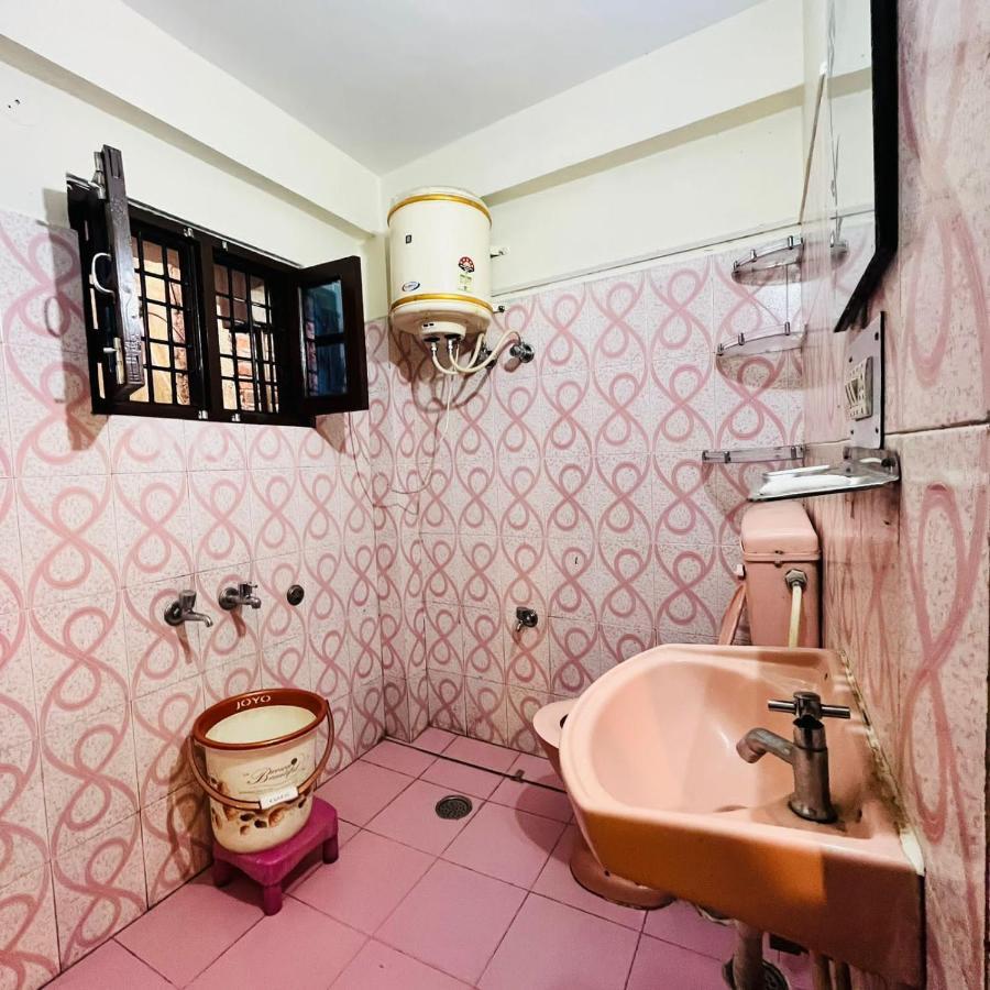 Hotel Balaji Далхаузи Экстерьер фото